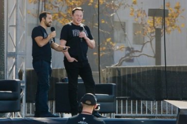 Илон Маск готовится строить города за пределами Земли commons.wikimedia.org