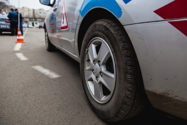 Как вернуть деньги за обучение в автошколе Автор: Евгения Кокурина, ИА PrimaMedia