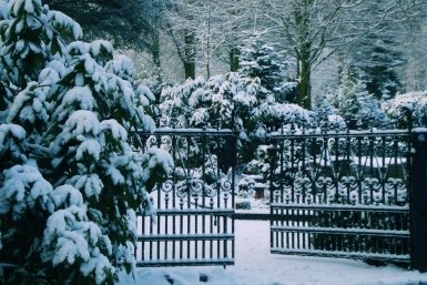 Заснеженная дача pxhere.com