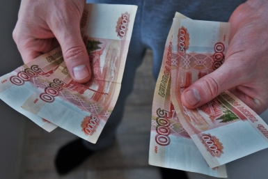 Юрист объяснил, как получить оплату за работу в отпуске Ольга Брютова, ИА UssurMedia