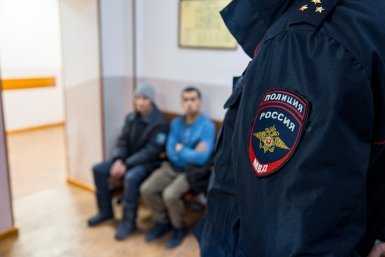 На Ставрополье директор фирмы фиктивно трудоустроил 50 иностранцев