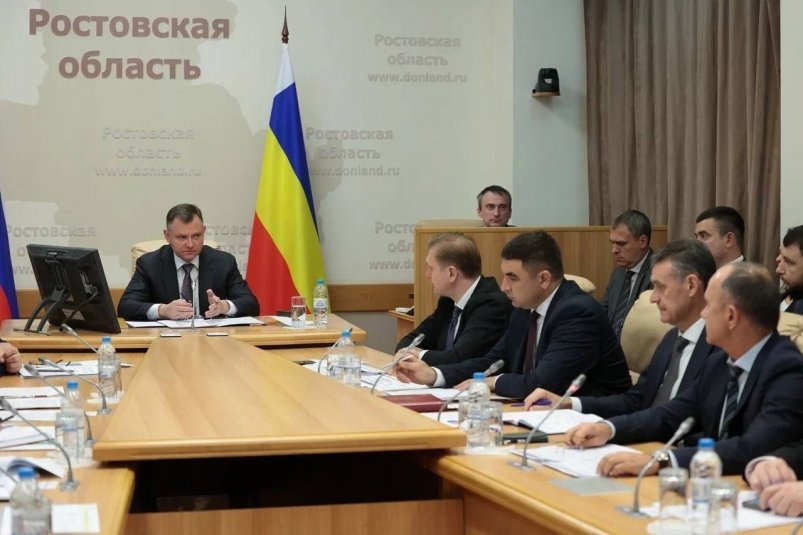 Слюсарь о закрытии Ростовского ипподрома: Мы не вправе диктовать, что делать - NovostiRostov, 14.10.2025