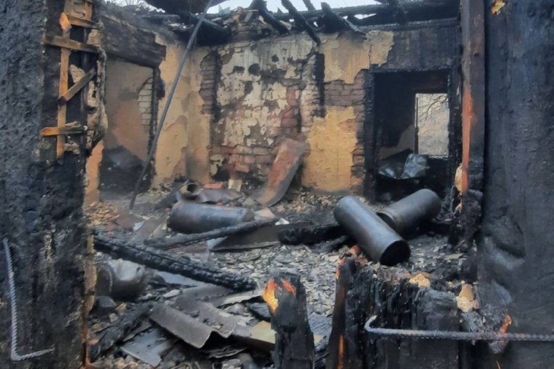 Пенсионер погиб при пожаре в Ростовской области - NovostiRostov, 19.11.2025