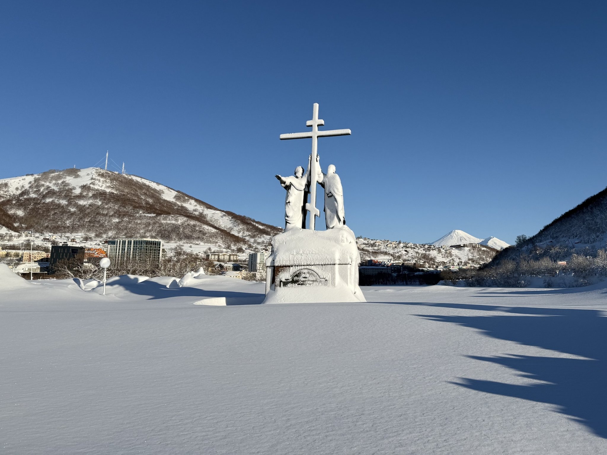 Памятник апостолам Петру и Павлу ИА KamchatkaMedia