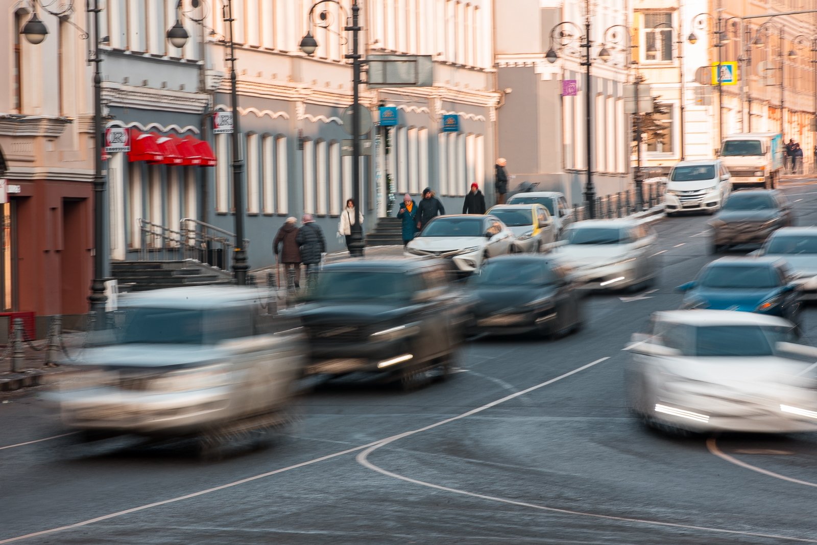 Машина, дорога Илья Аверьянов, ИА PrimaMedia.ru