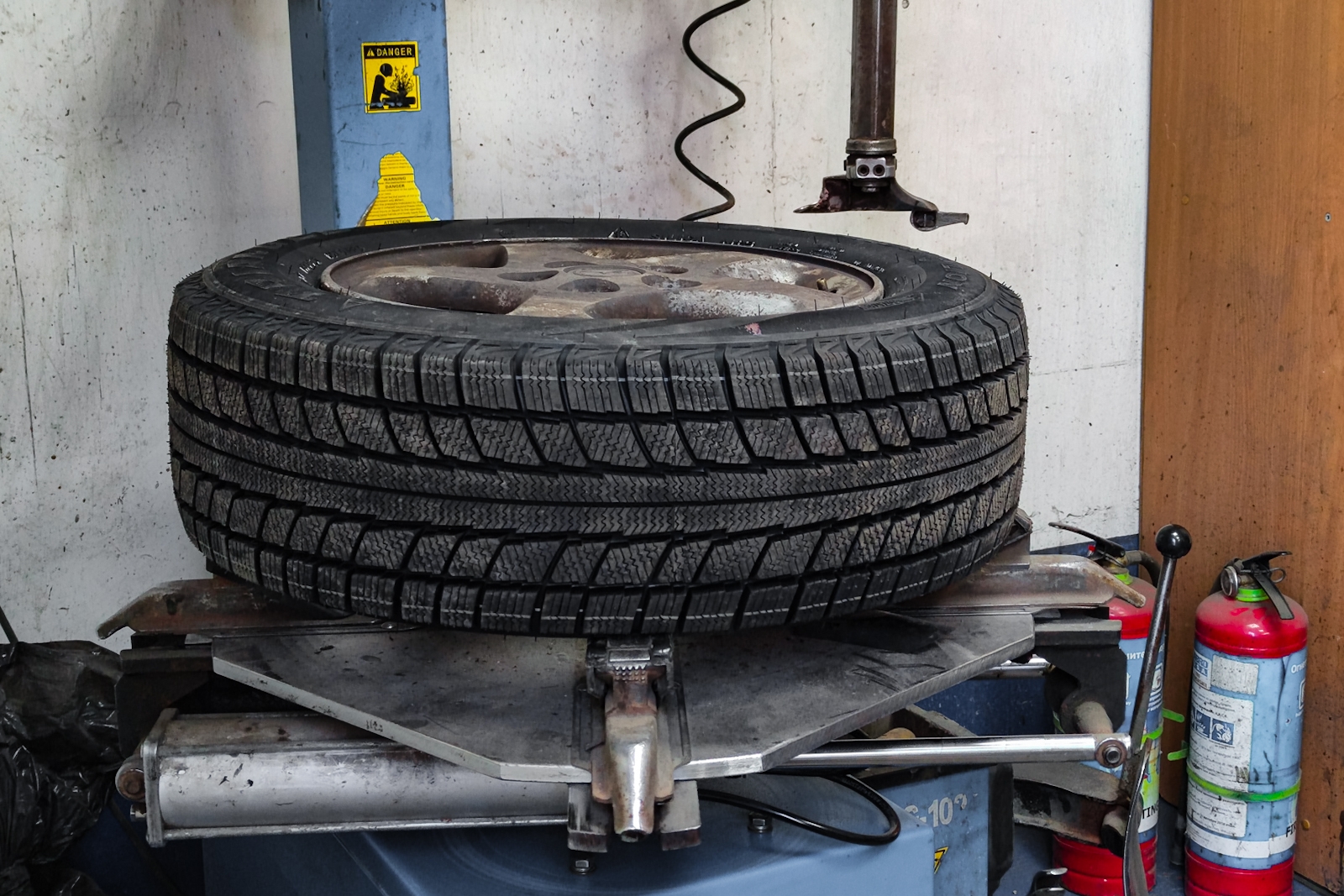 В ГИБДД напомнили, когда нужно поменять шины Илья Аверьянов, ИА PrimaMedia.ru