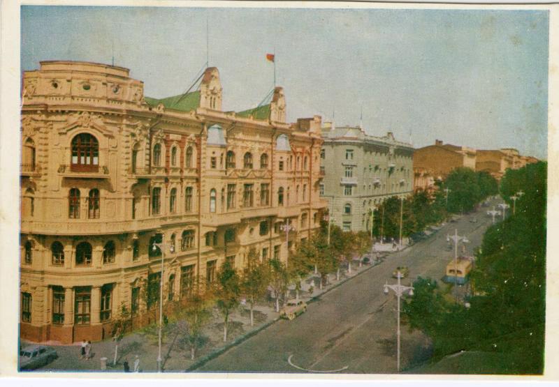 Городская дума на улице Энгельса в 1961 году